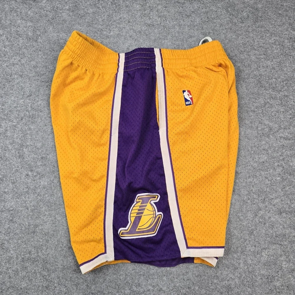 Los Angeles Lakers Shorts Mens XL Gold NBA Basketball Mitchell & Ness Swingman